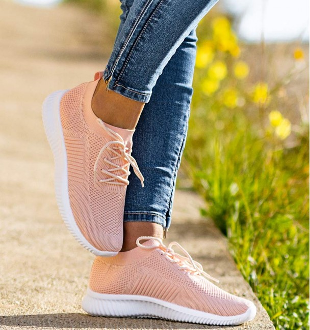 Kondo Laces Pink Sneakers