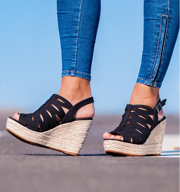 Alassio Black Women Sandals