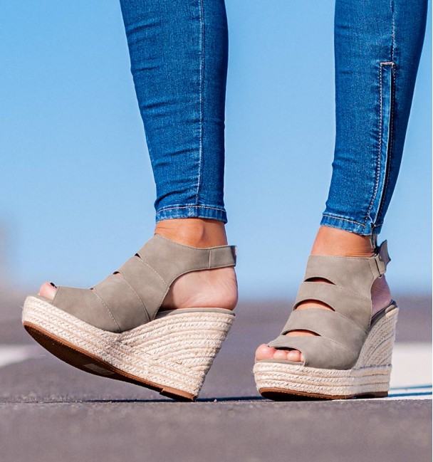 Albenga Taupe Sandals