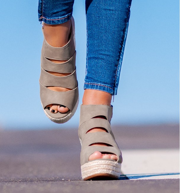 Albenga Taupe Sandals