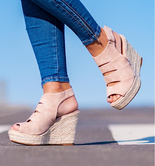 Albenga Pink Sandals