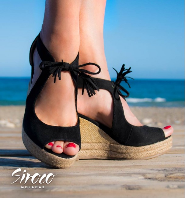 Kamari Black Wedges Kamari Black Wedges