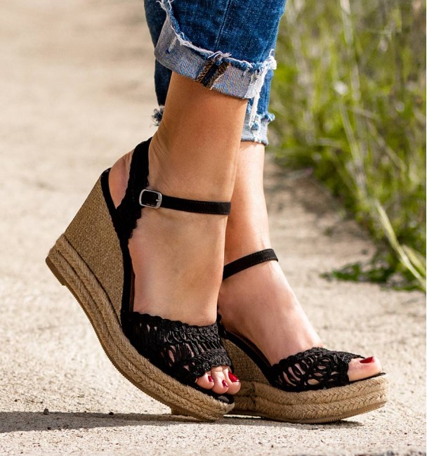 Zira Black Wedges