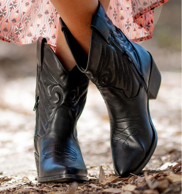 Botas Cowboy Beverly Preto