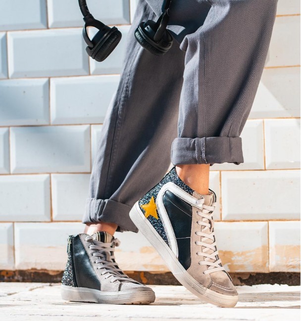 High Black Sneakers Tabit