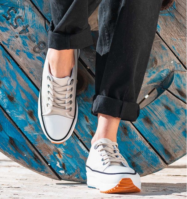 Beige Sneakers Caddy