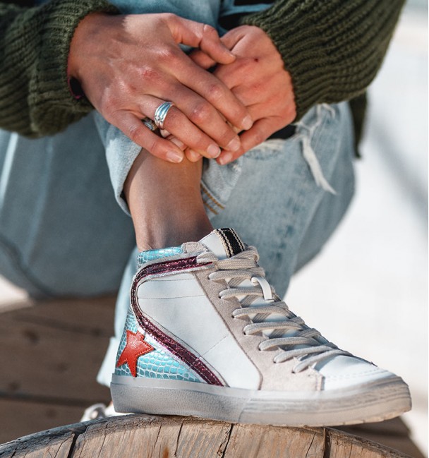 White Bordeaux Blue High Sneakers Tabit White Bordeaux Blue High Sneakers Tabit