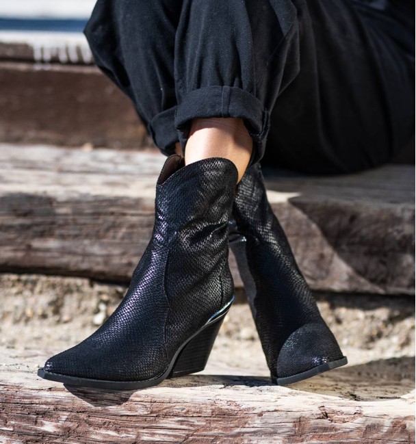 Cloister Black Ankle Boots Cloister Black Ankle Boots