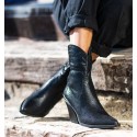 Botins Cloister Preto