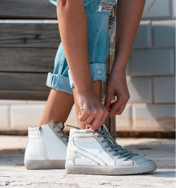 High Withe Sneakers Tabit