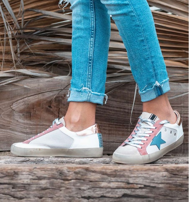 Sand Pink Blue Lyra Sneakers Sand Pink Blue Lyra Sneakers