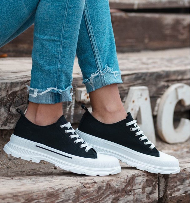 BLACK WHITE TRAINERS MON BLACK WHITE TRAINERS MON