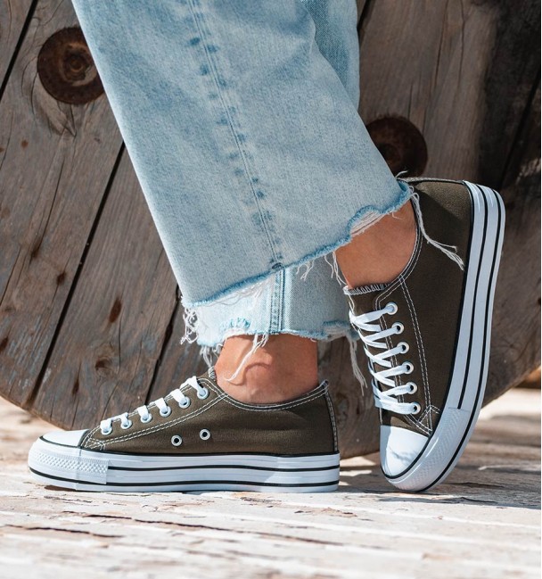 Green Maya Sneakers