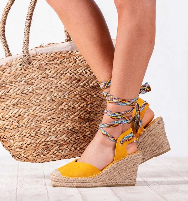 Yellow Naxos Wedges