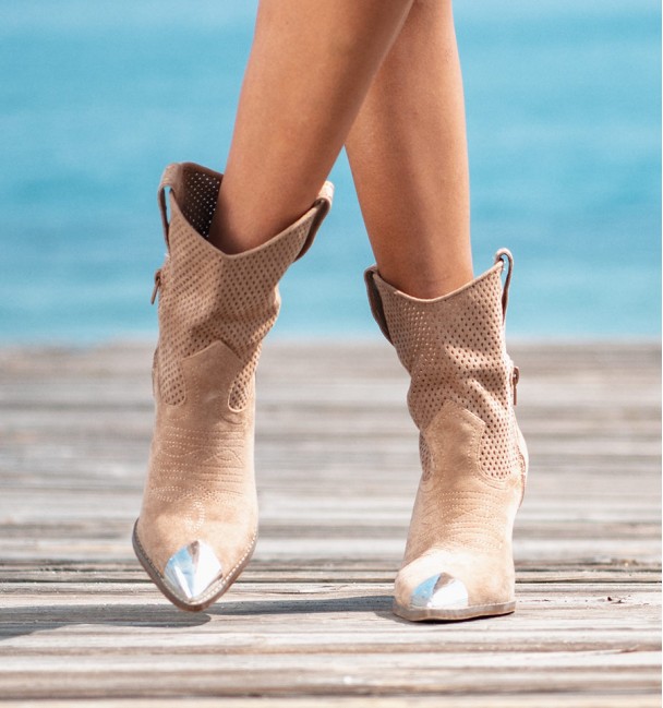 Romo Apricot Boots Romo Apricot Boots