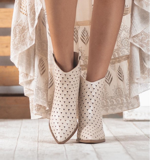 Retto Beige Ankle Boots