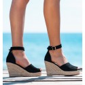 Thira Black Wedges