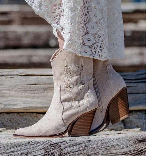 Botinas Cowgirl Niva cor Beige