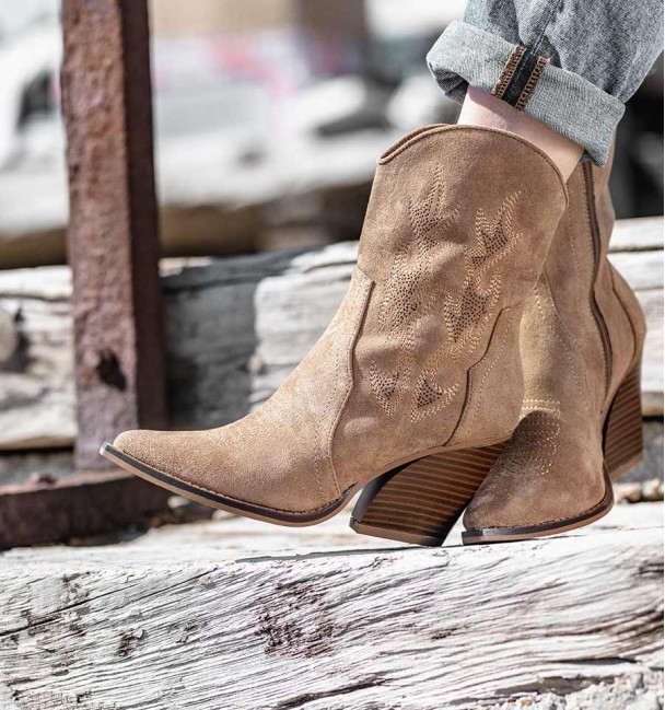 Botines Cowgirl Niva Camel