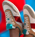 Women's retro trainers