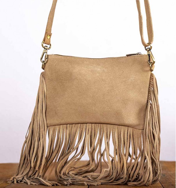 Bolsa de ombro com franjas 