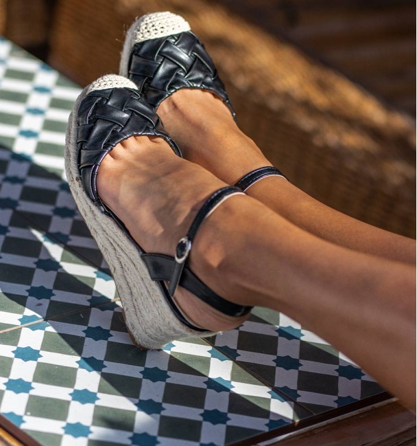 black wedge sandals black wedge sandals