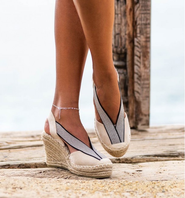 Beige esparto wedges  Beige esparto wedges