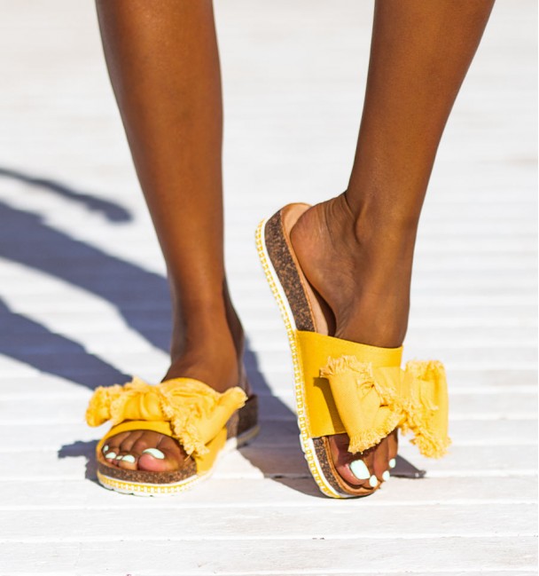 Bio sandals with yellow bow and cork sole