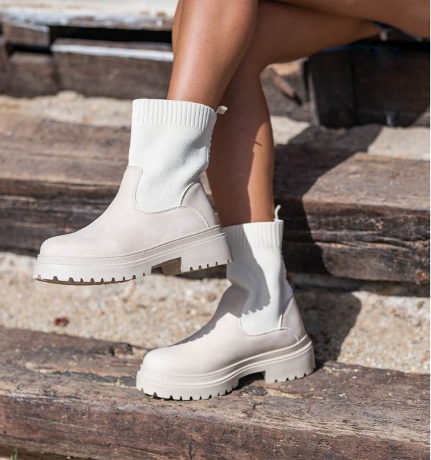 track soil ankle boots in beige color with combined materials, tobillo and heel area in elastic material track soil ankle boots in beige color with combined materials, tobillo and heel area in elastic material