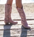 Pink cowboy boots Carmen