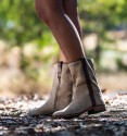 Botas camperas beige Camino
