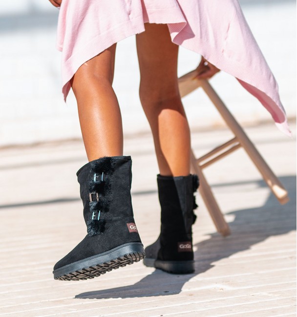 Botas australianas com fecho de fivela