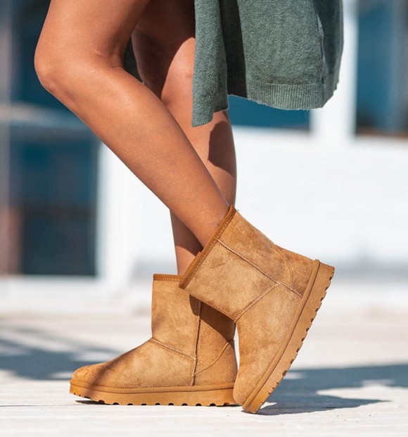 Brown australian boots low leg Granada 2