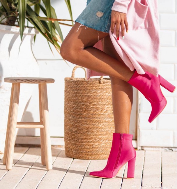 Botines fucsia de tacón