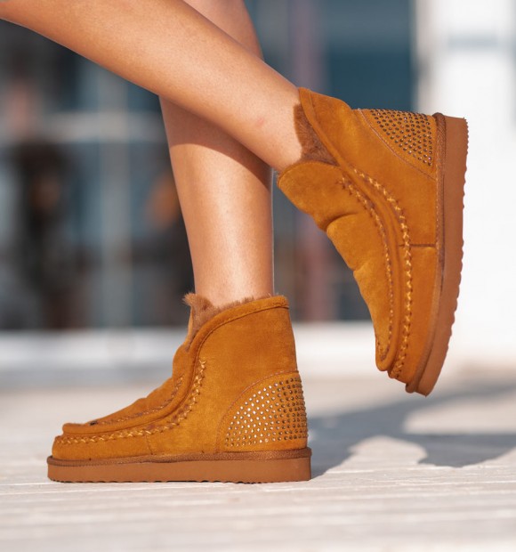 botas australianas con bordados y pelo interior, talón con cristales de strass 2