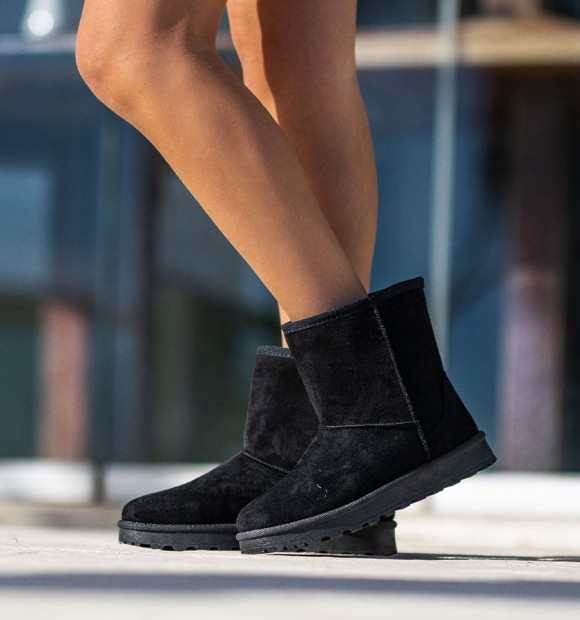 botas australianas veganas en color marrón claro con costuras exteriores y pelo interior. 2