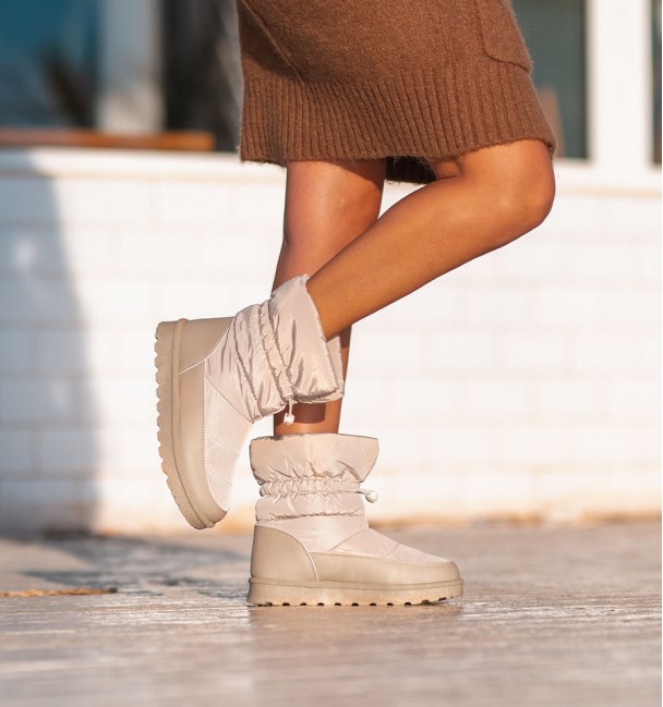 Padded beige boots Andorra Padded beige boots Andorra