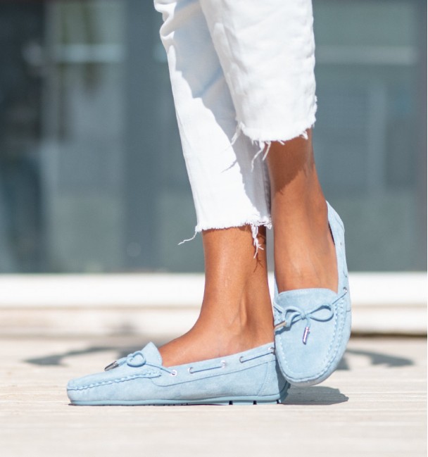 Loafers soft light blue