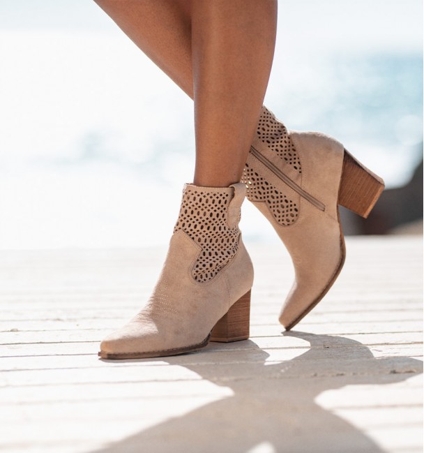 cowboy boots beige Ocean