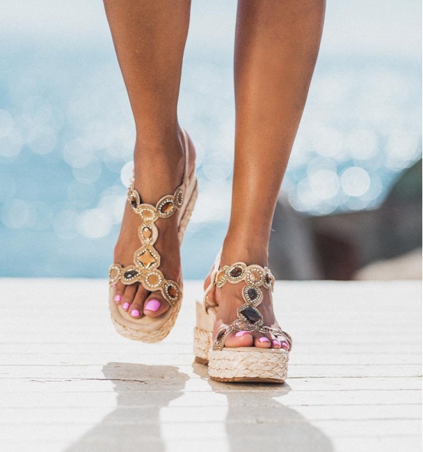 Sandalias cuña esparto bege Glasses