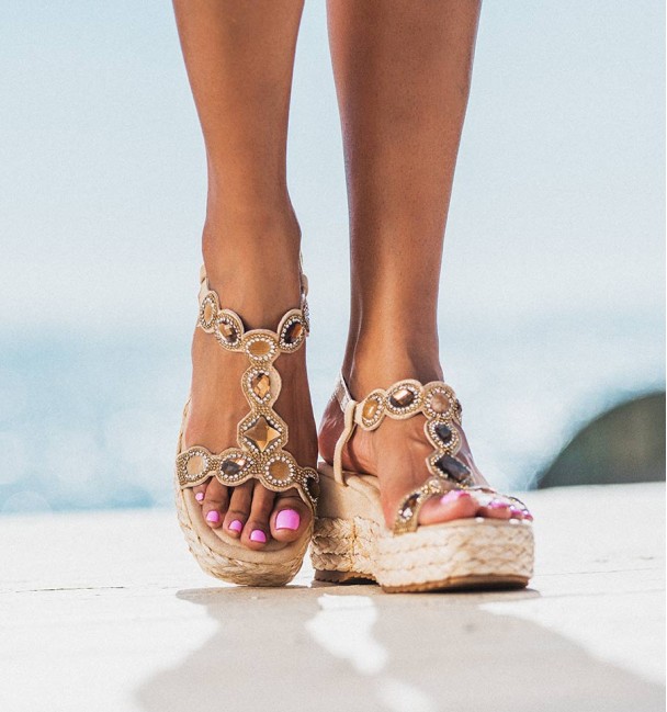 Sandalias cuña esparto bege Glasses Sandalias cuña esparto bege Glasses