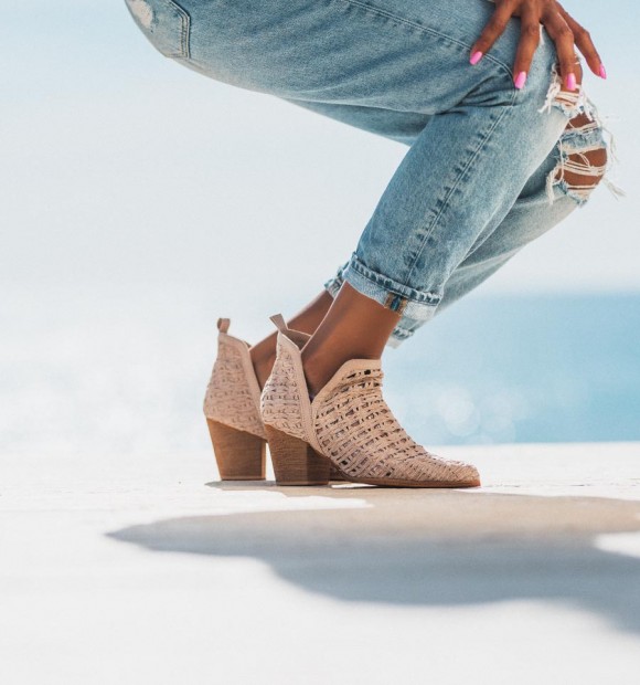 Beige summer country ankle boots 2