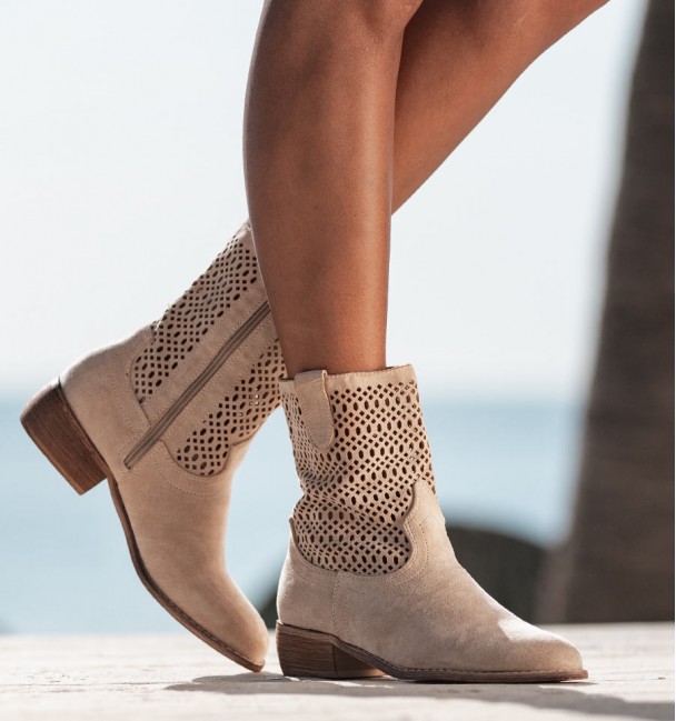 Botas de verao bege Botas de verao bege
