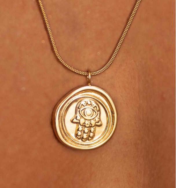 Collar triple acero mano