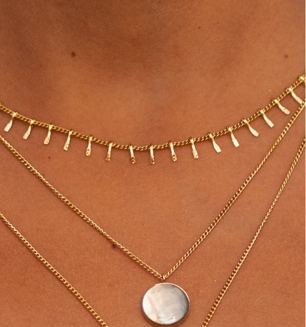 Collar triple acero cuerno y nacar