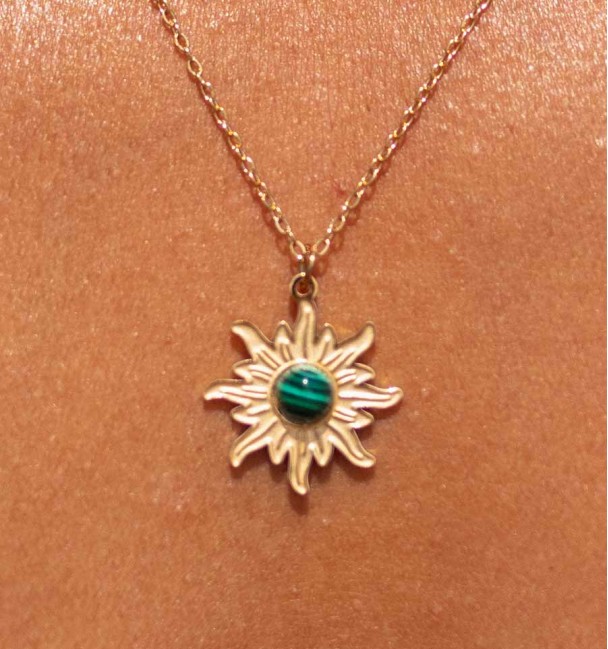 Colar duplo sol verde