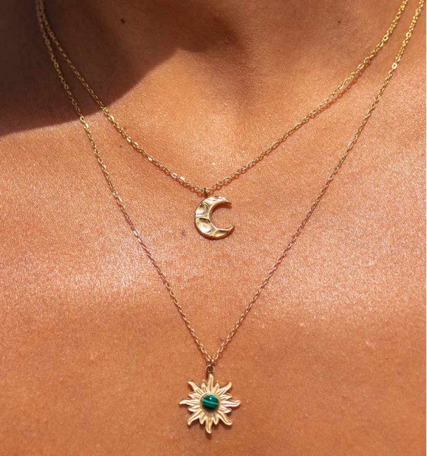 Green double sun necklace