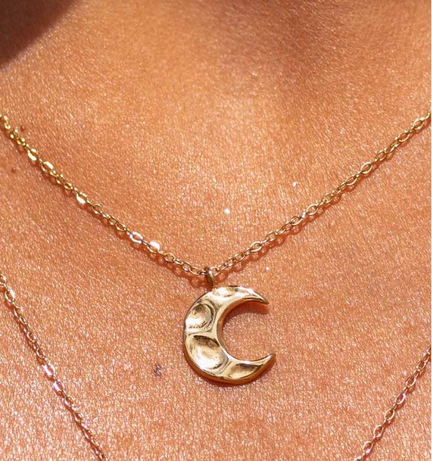 Green double sun necklace