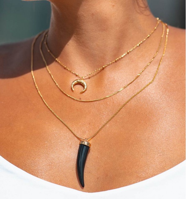 Triple horn and moon necklace