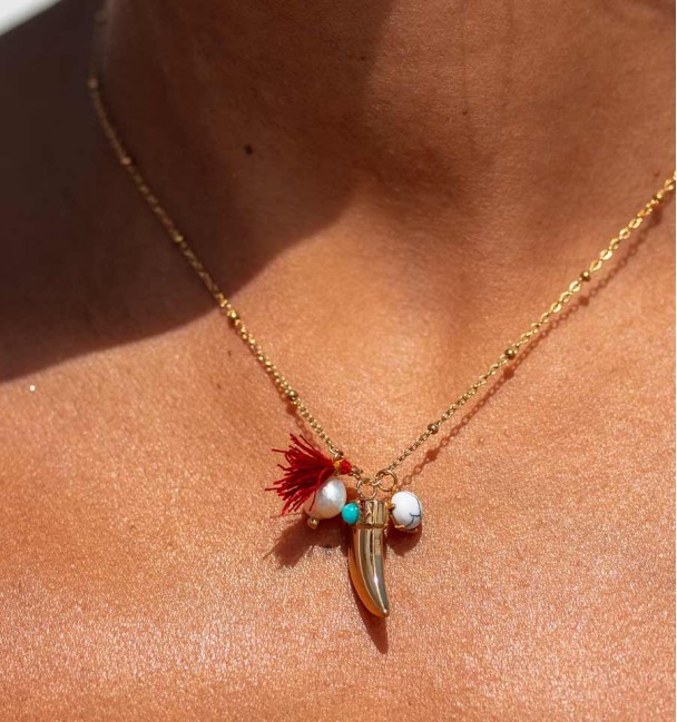 Gargantilha com mini chifres